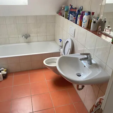 Appartamento Schoenes Reihenhaus Mit 4 Schlafzimmern In 82140 Olching